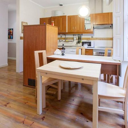 Appartamento Casa da Bolsa by Flat in Oporto Esterno foto